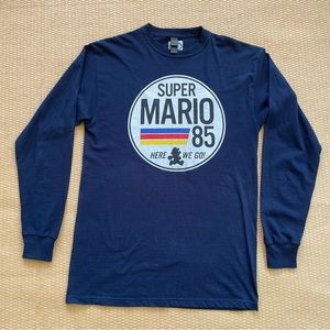 Super Mario 85 Graphic T-shirt Men’s Medium Navy Blue Long Sleeve 2019 Nintendo